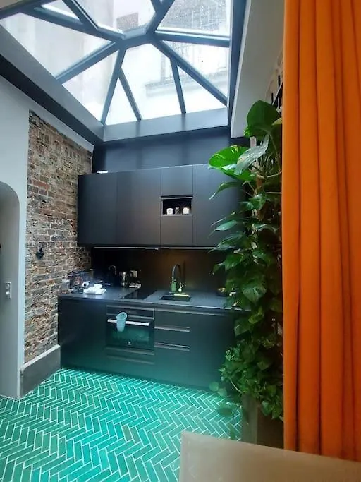 Le Petit Atelier Des Lumieres, Veranda Agreable Paris Apartment